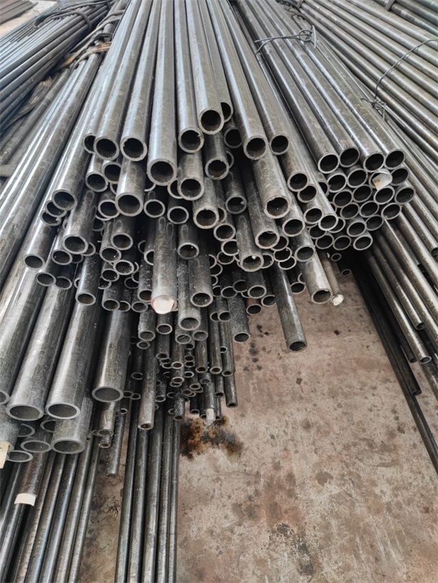 阜新精密光亮无缝钢管厂